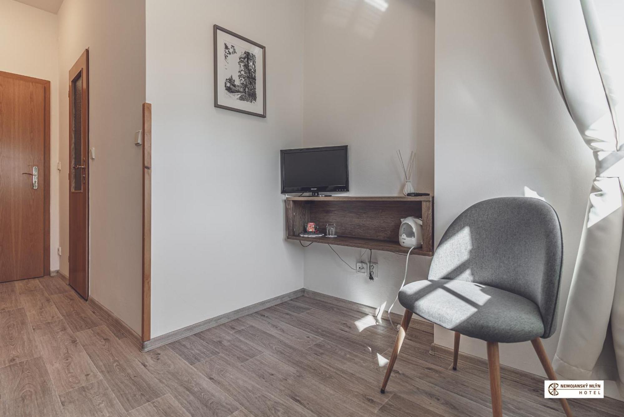 Hotel Nemojansky Mlyn Nemojany Kültér fotó