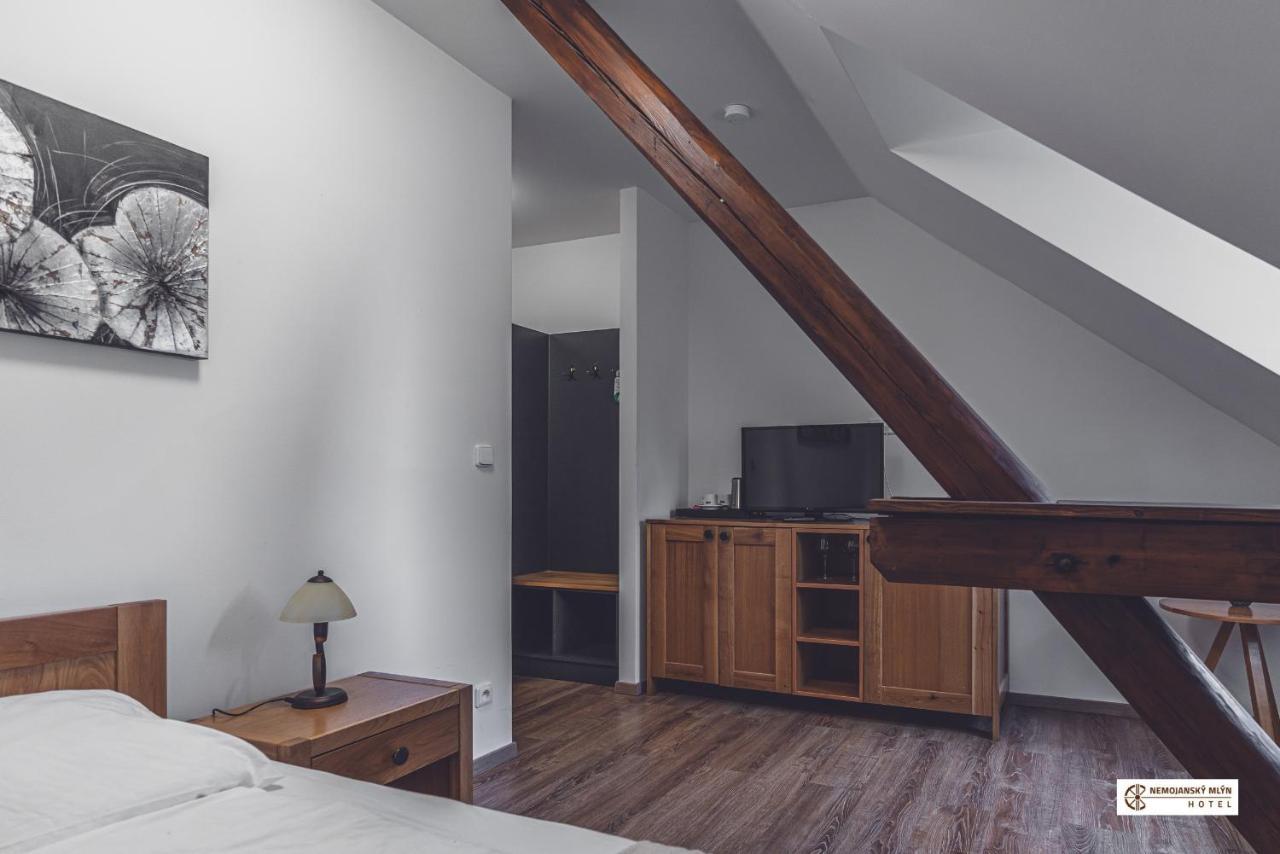 Hotel Nemojansky Mlyn Nemojany Kültér fotó