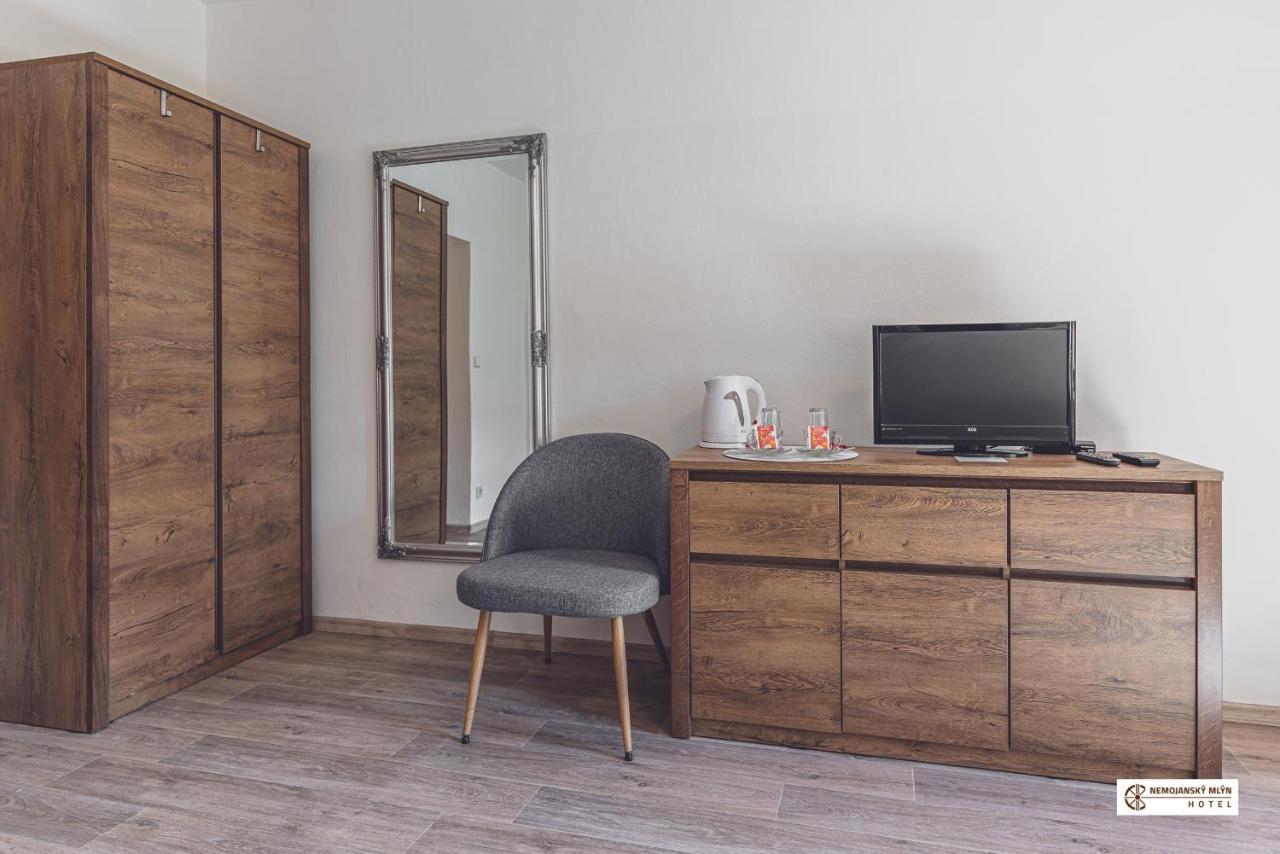 Hotel Nemojansky Mlyn Nemojany Kültér fotó