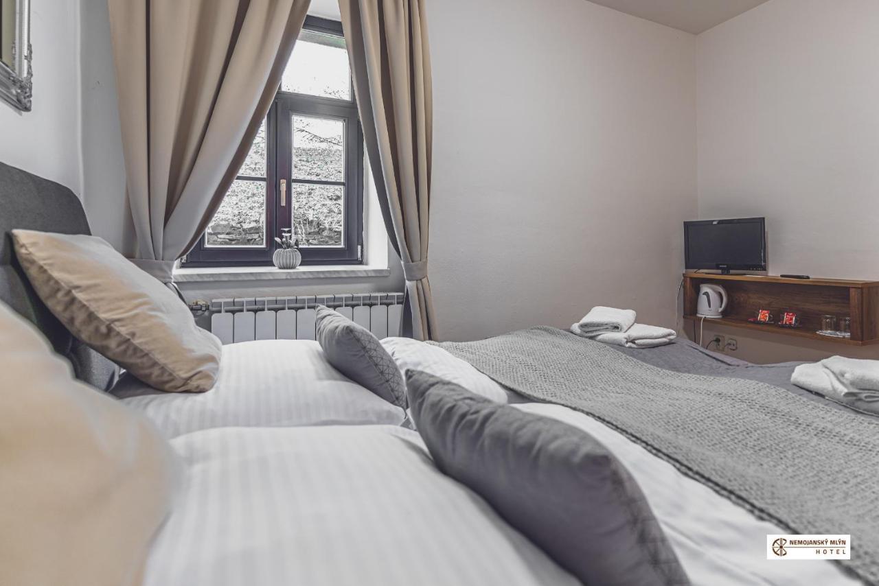 Hotel Nemojansky Mlyn Nemojany Kültér fotó