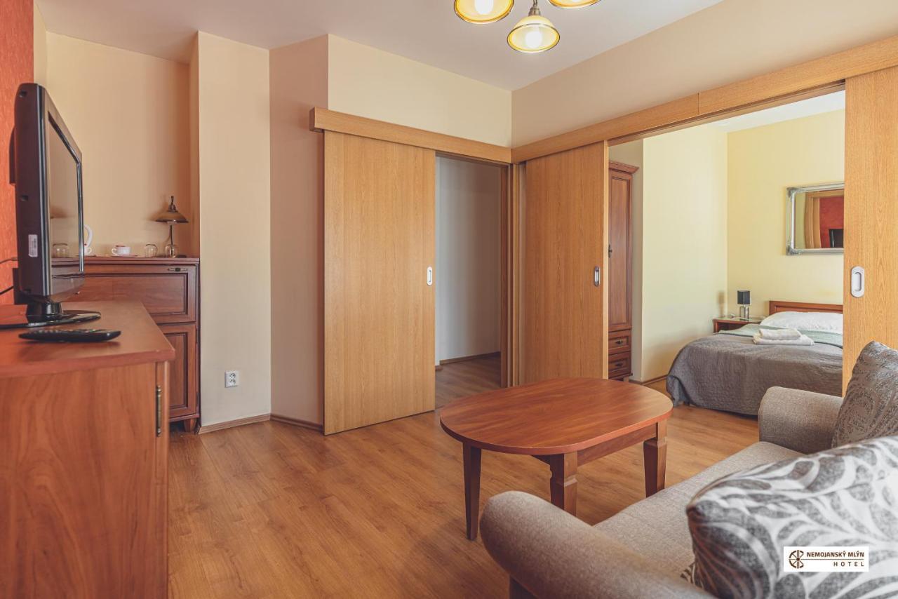 Hotel Nemojansky Mlyn Nemojany Kültér fotó