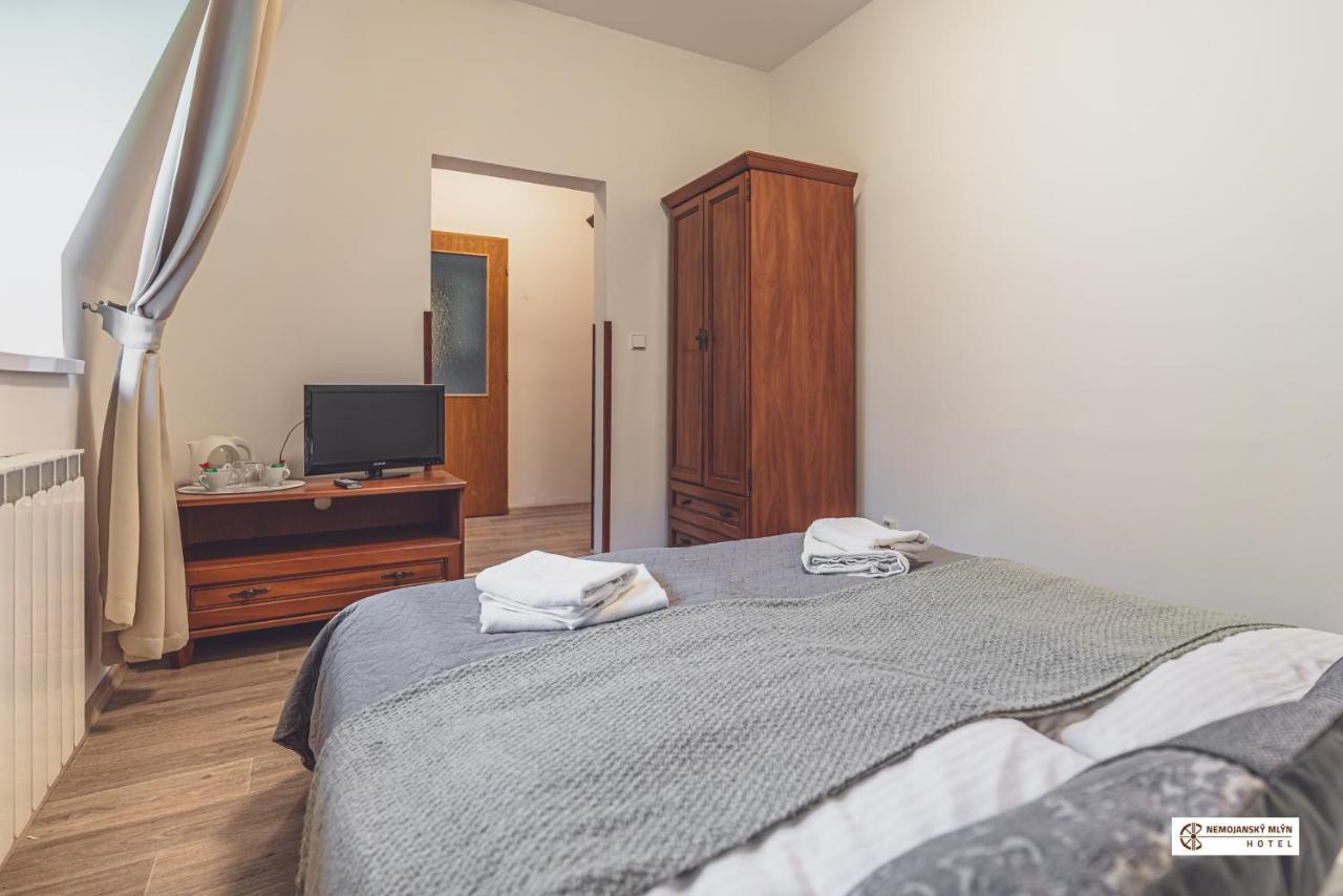 Hotel Nemojansky Mlyn Nemojany Kültér fotó